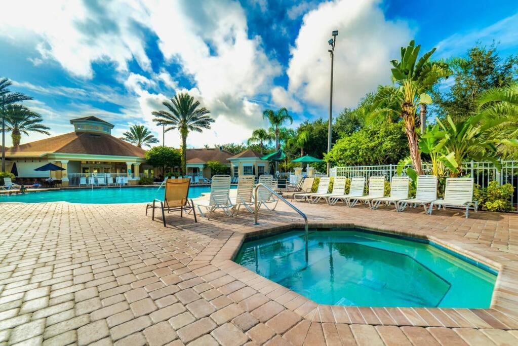 Disney Fan Condo-Renovated 2024 كيسيمي المظهر الخارجي الصورة
